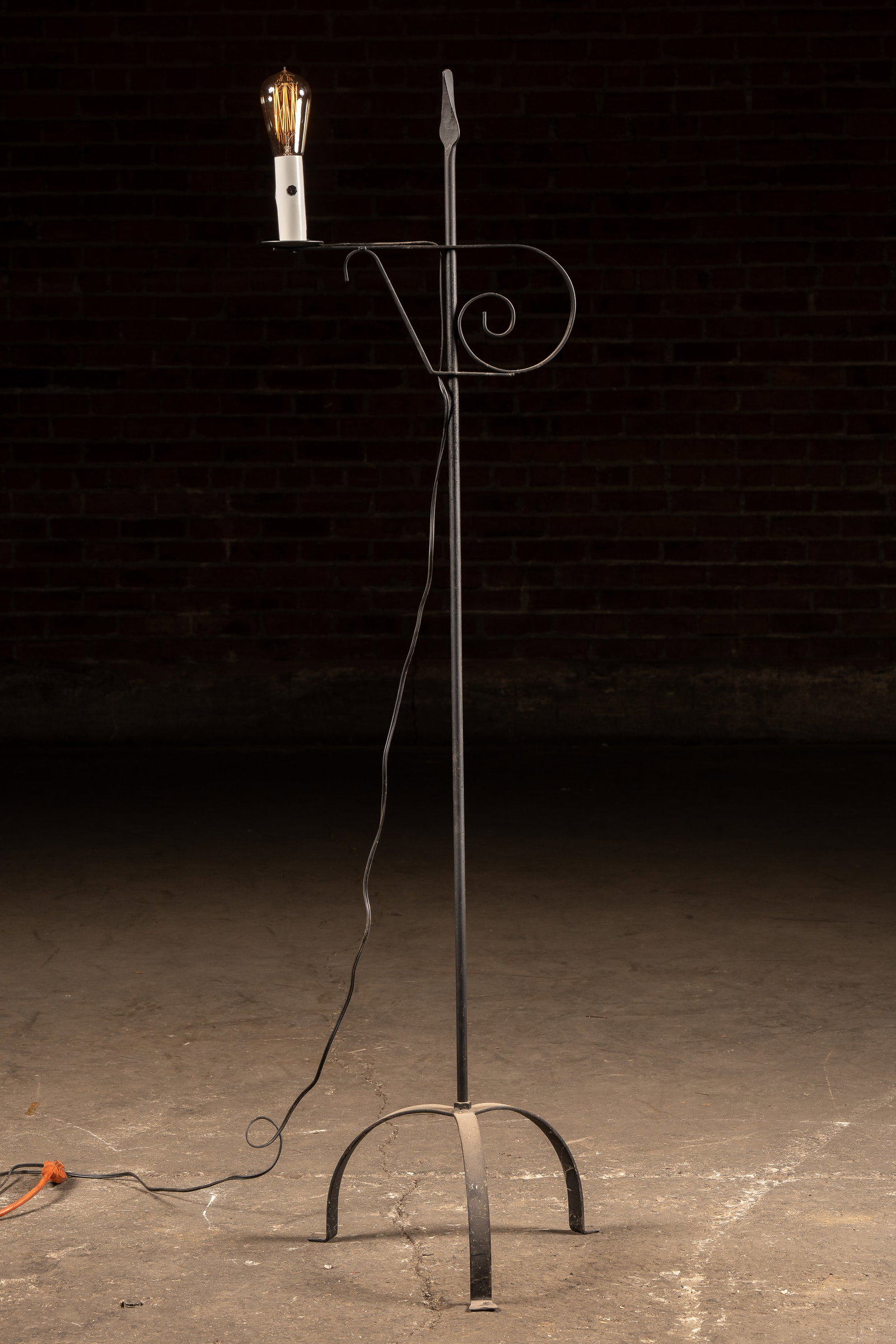 Wrought Iron Bridge Lamp w. Plastic Candle Socket (1 of 8)