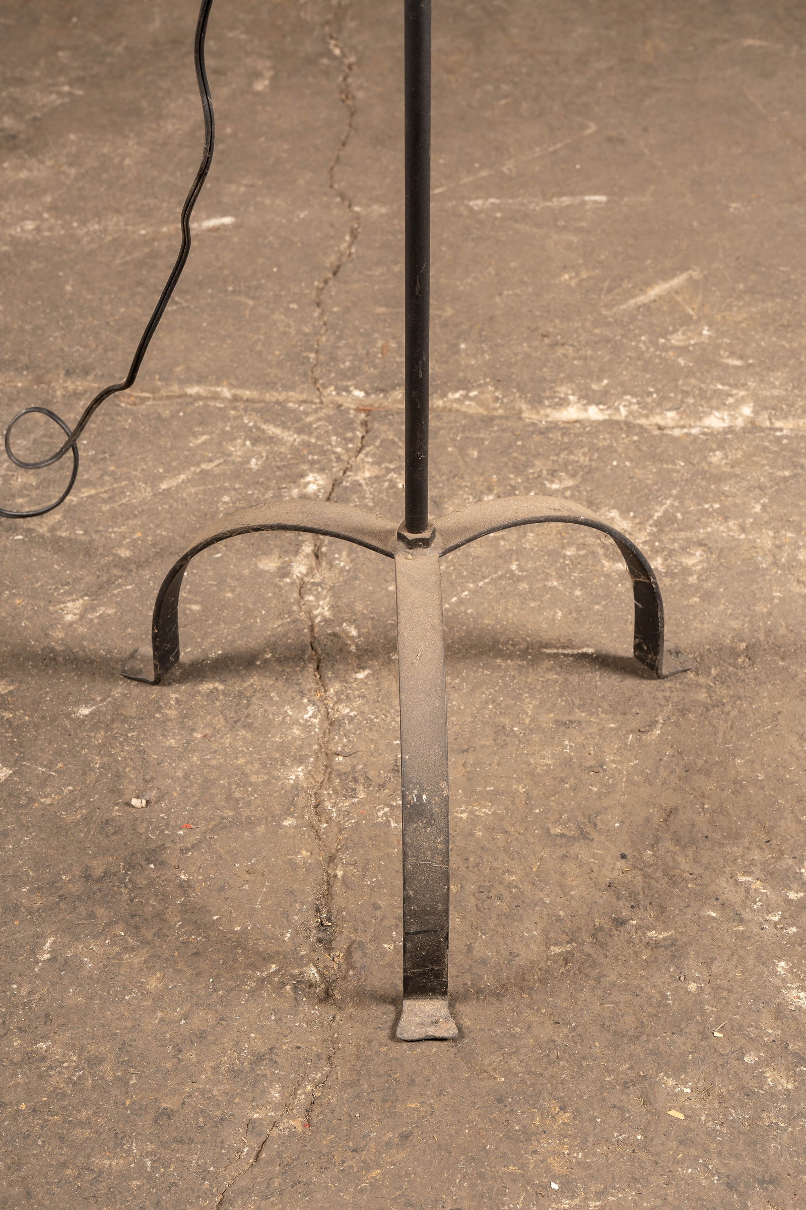Wrought Iron Bridge Lamp w. Plastic Candle Socket - 7