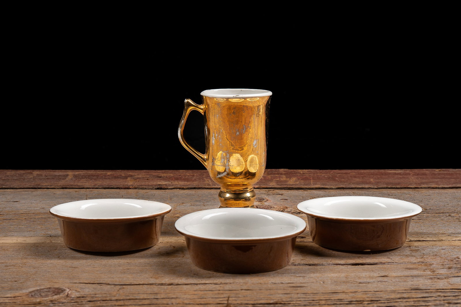 Hall Pottery Gold Lustre Mug and Bowls: **NOTE: Any shipping quotes provided on this screen or on your Live Auctioneers invoice are provided by Live Auctioneers. In-house shipping is available on all lots. For in-house shipping quotes, plea