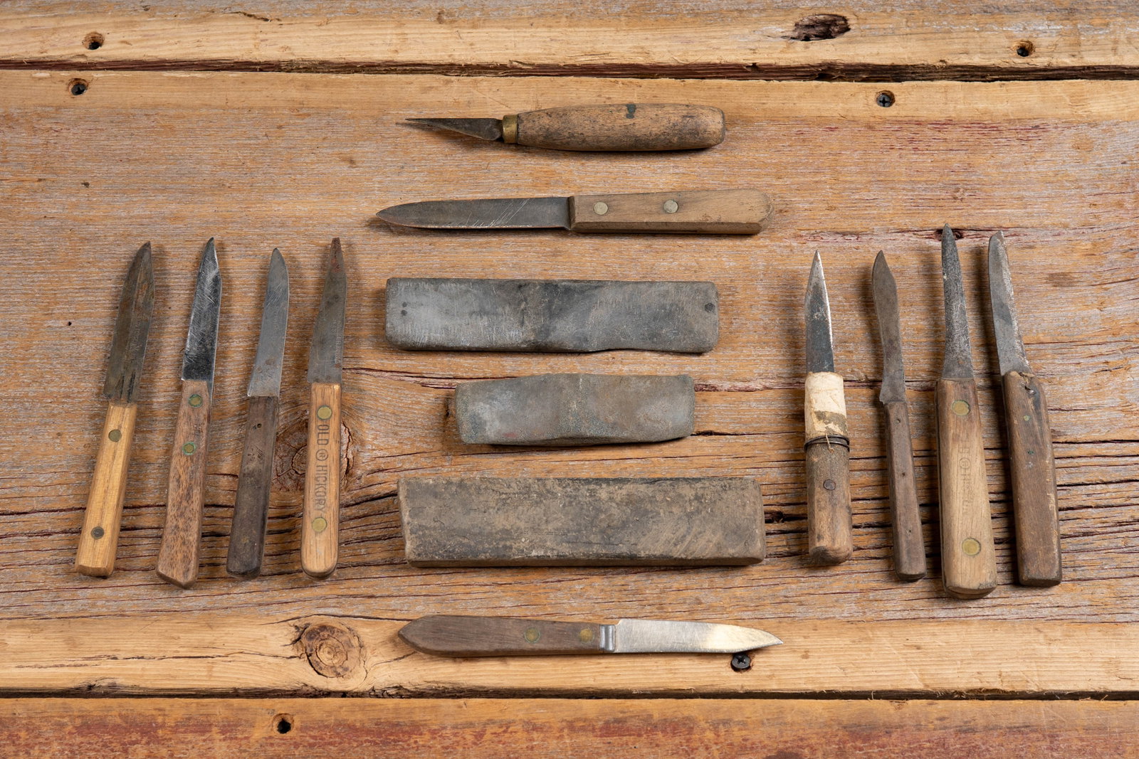 Lot of 1930-70 Paring Knives and Sharpening Stones (1 of 5)