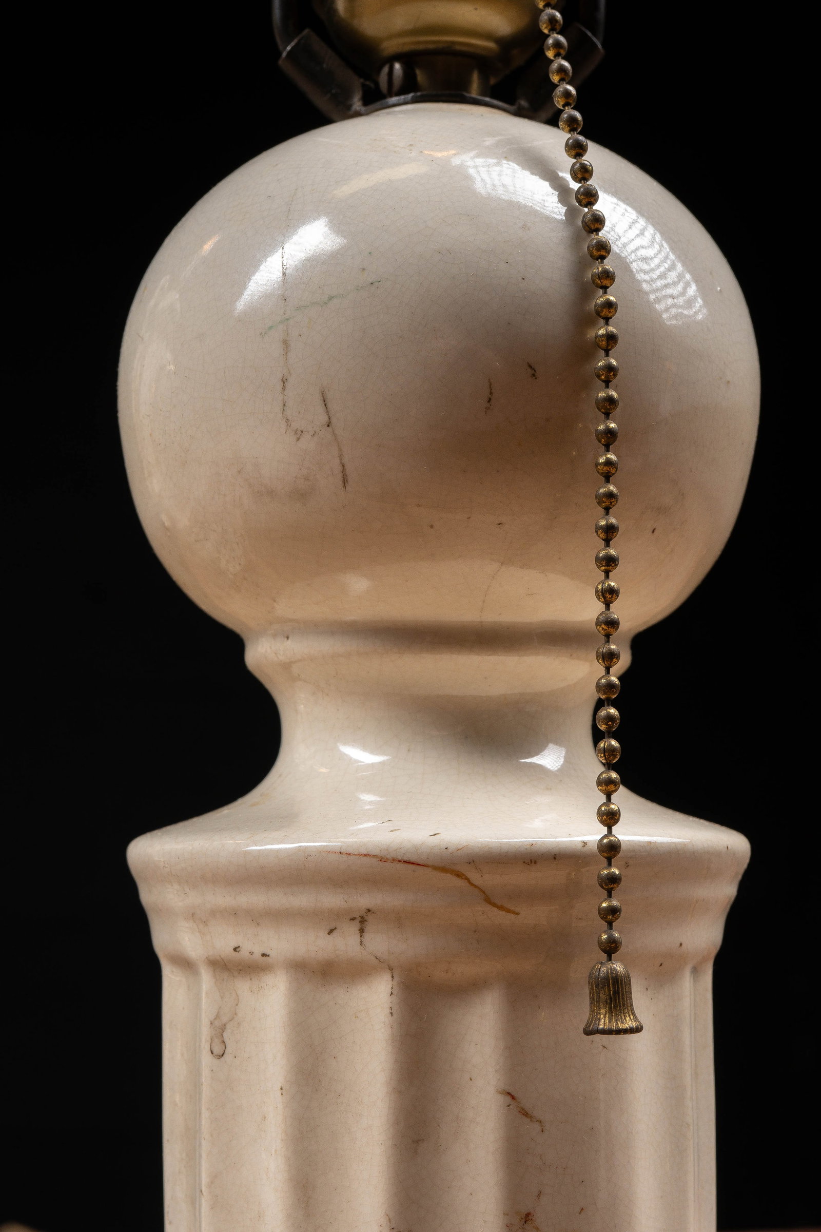 Two White Ceramic Table Lamps - 8