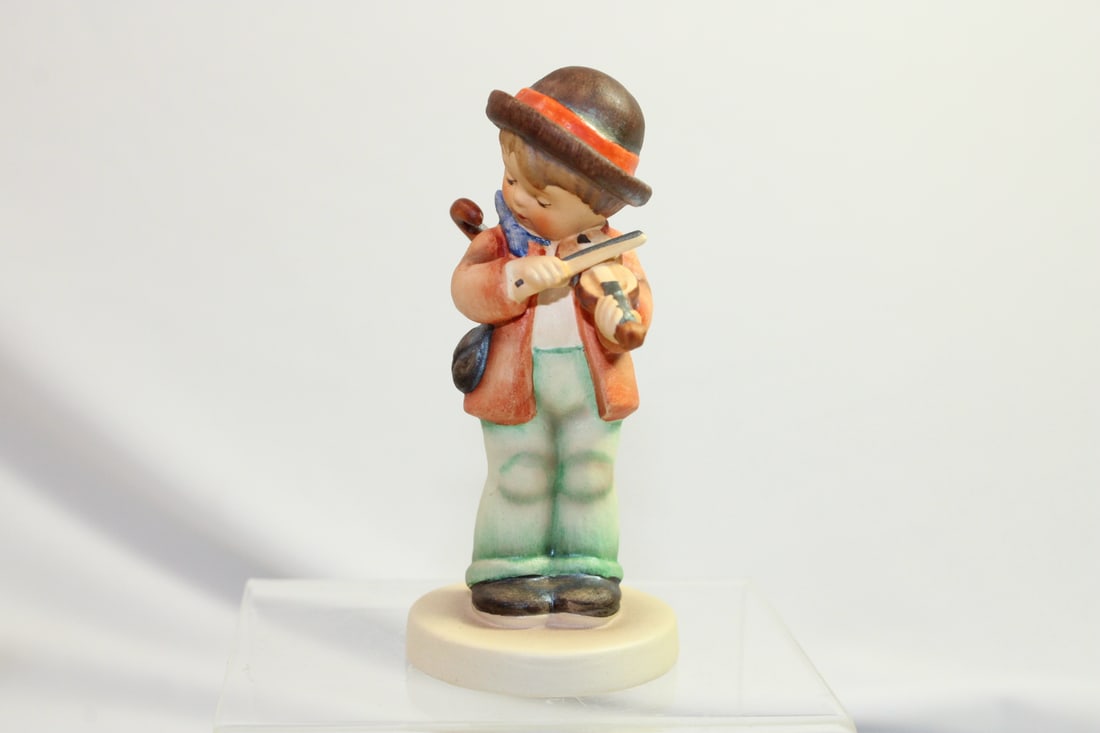 1984 Goebel Hummel Figurine (1 of 9)
