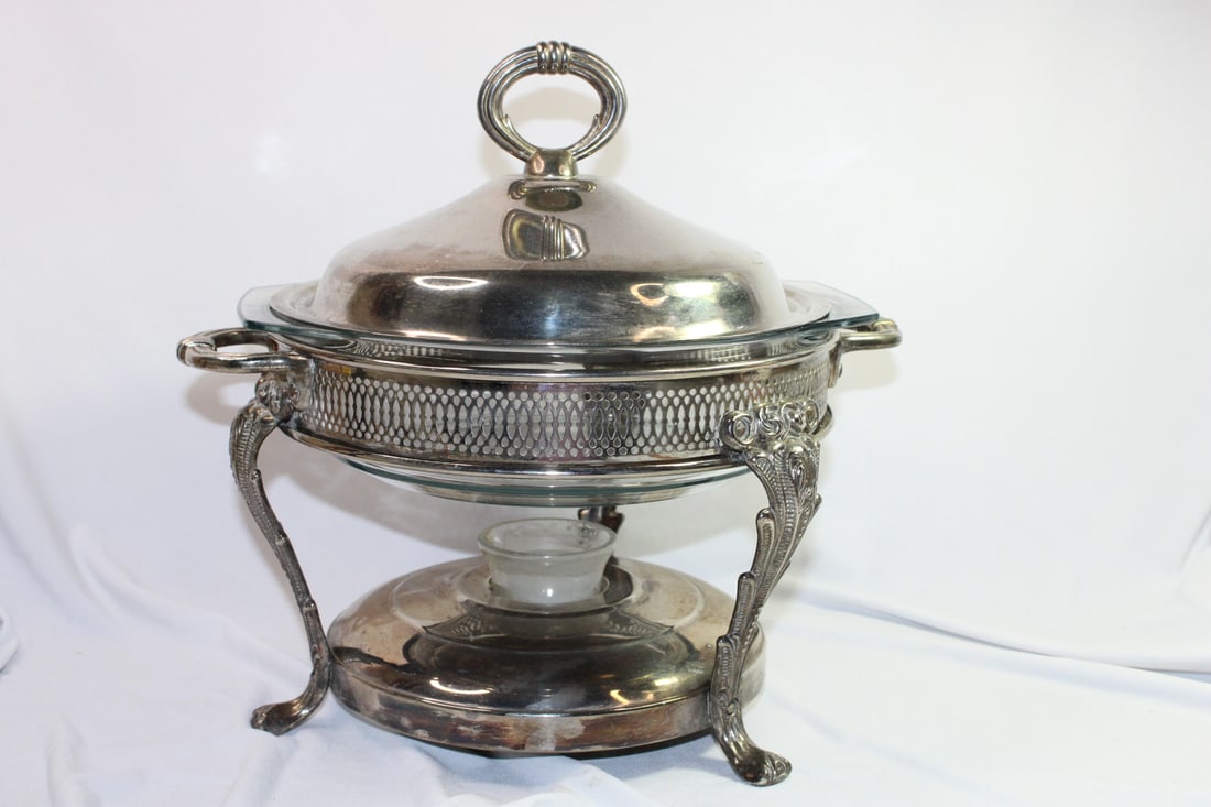 Vintage Silverplated Chafing Dish (1 of 9)