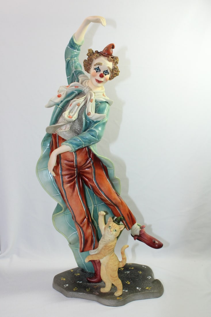 Vintage Collectible Dancing Clown Statue with Cat (1 of 12)