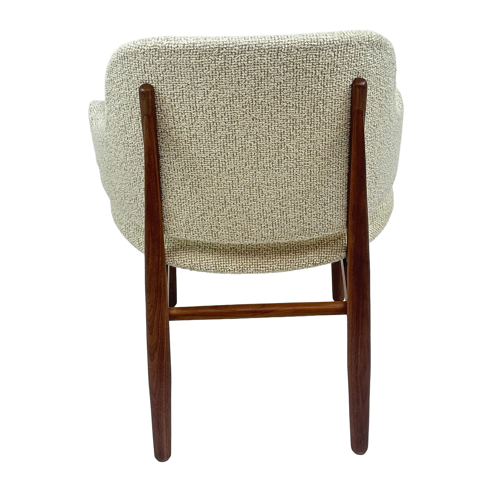 UMMA Lounge Chair: Maker: Organic Modernism Title: UMMA Lounge Chair Style: Mid-Century Modern, Contemporary Design Description: A stylish and sculptural lounge chair featuring a gently curved backrest, integrated arm a