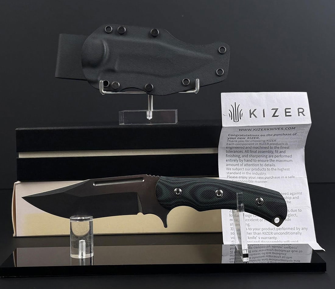 Kizer Super Bad 1015A2 Hunting Fighting Knife: New in box. Knife is 9" long overall.