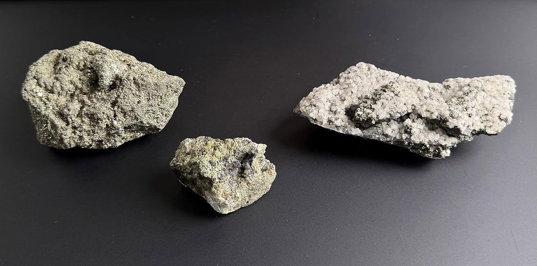 Chalcedony on Quartz Mineral Specimens: Nice grouping