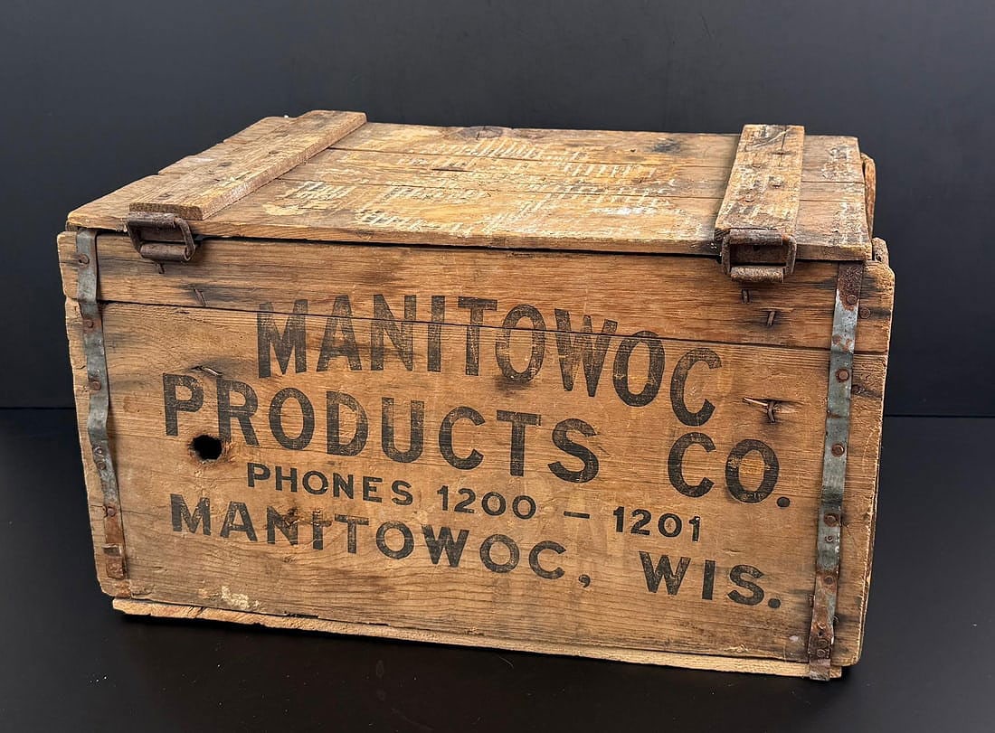Manitowoc Products Wisconsin Wood Shipping Crate: 19 1/4" by 13" by 11"