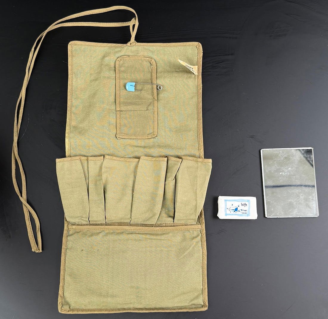 WW2 US Army Shaving Swank Victory Kit: Not many contents remain