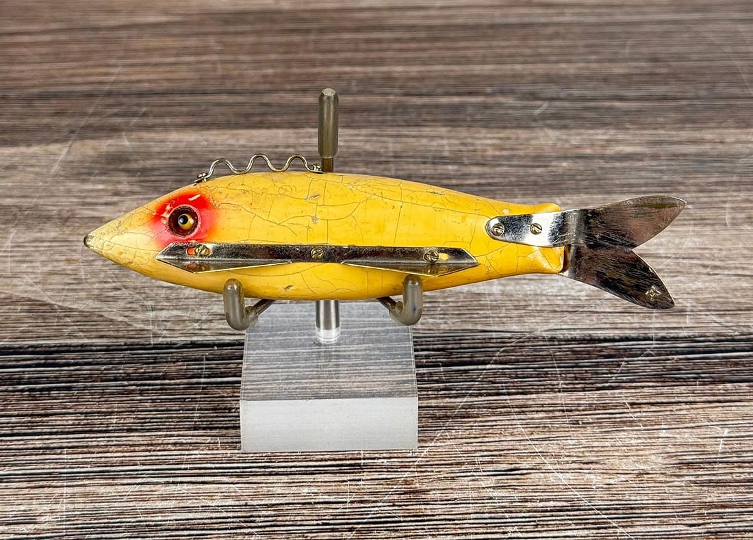 Heddon Four Point Ice Fishing Decoy: Nice example.