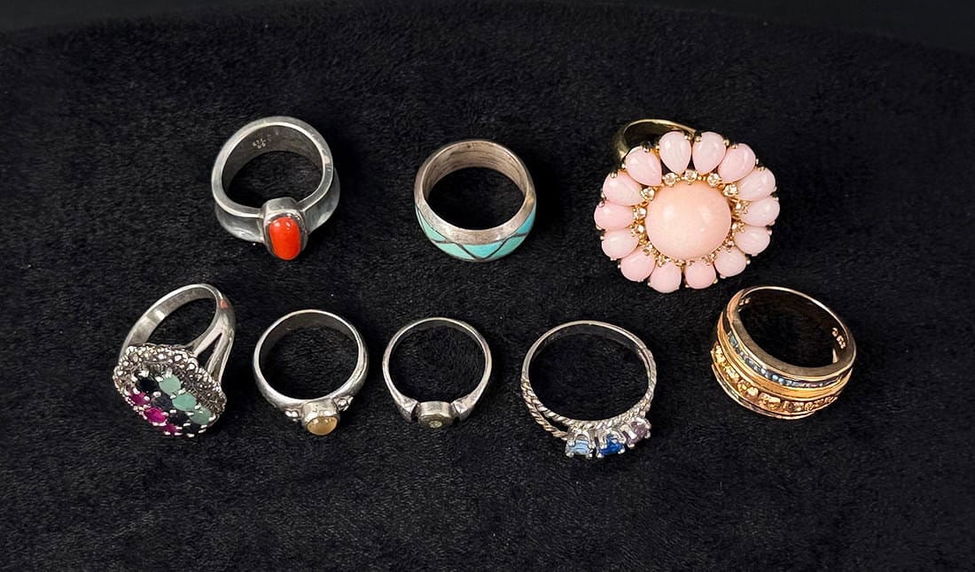 Collection of Sterling Silver Rings: Nice grouping. 44.68 grams total.