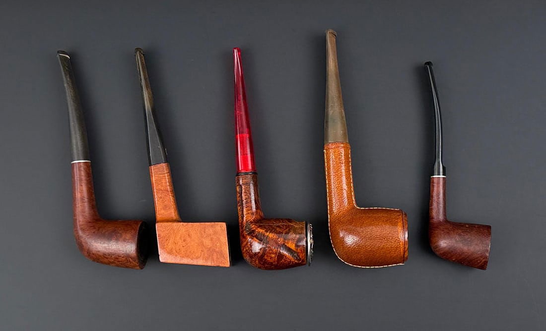 Collection of Estate Tobacco Pipes: Nice grouping.