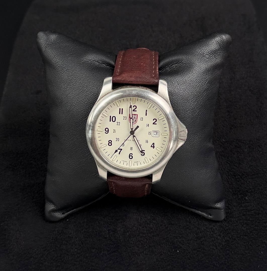 Luminox 3 H RB MB Swiss Watch: Untested.