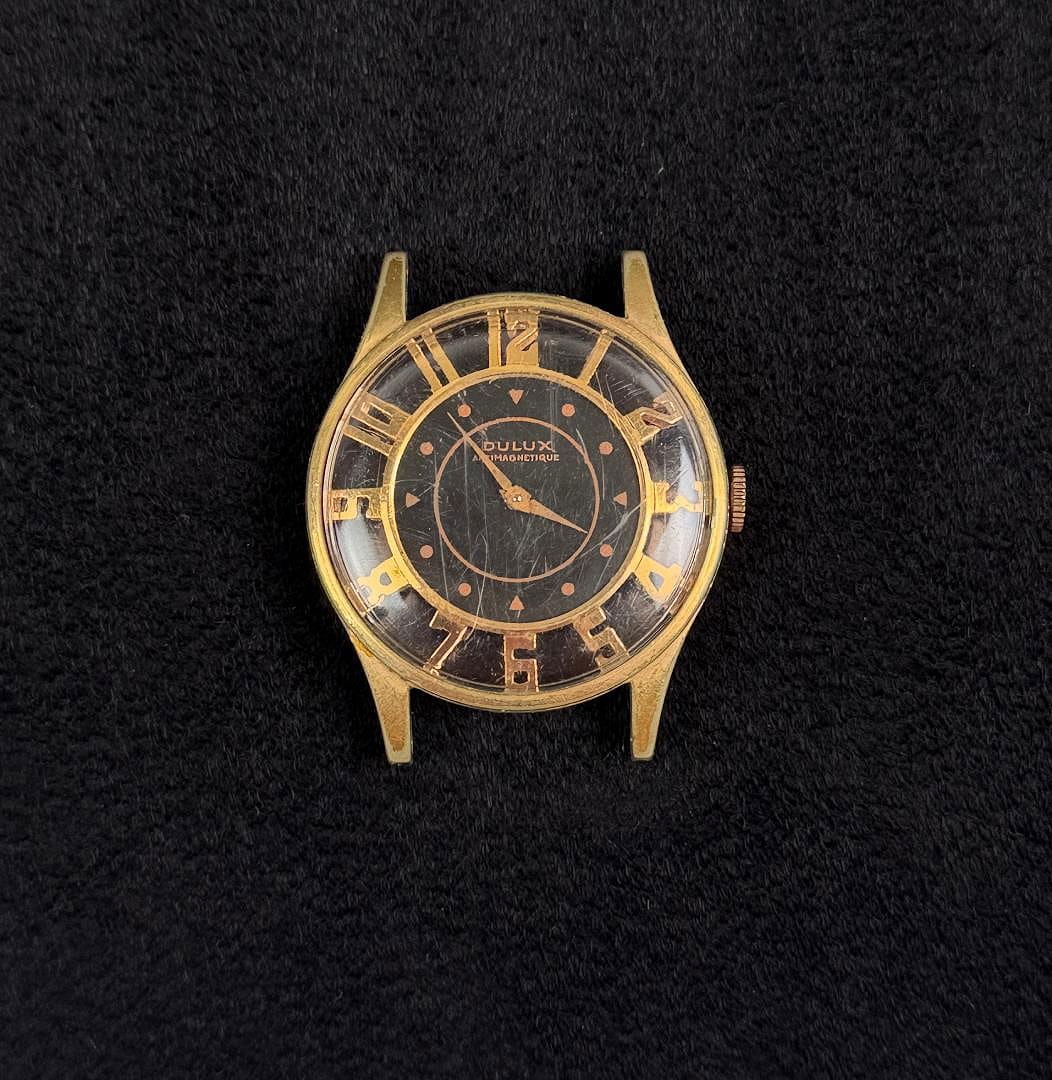 Dulux Antimagnetic Skeleton Watch: Does not work. No band.