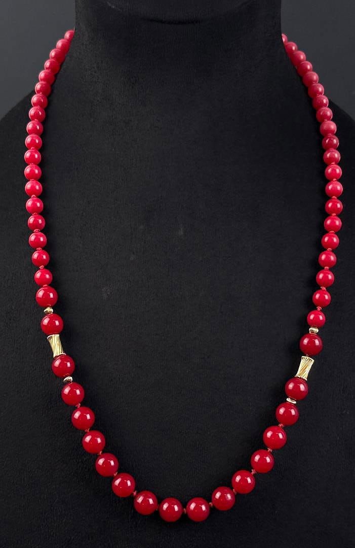 Chinese Carved Rhodonite 14k Gold Necklace: 14 1/8" long as displayed.