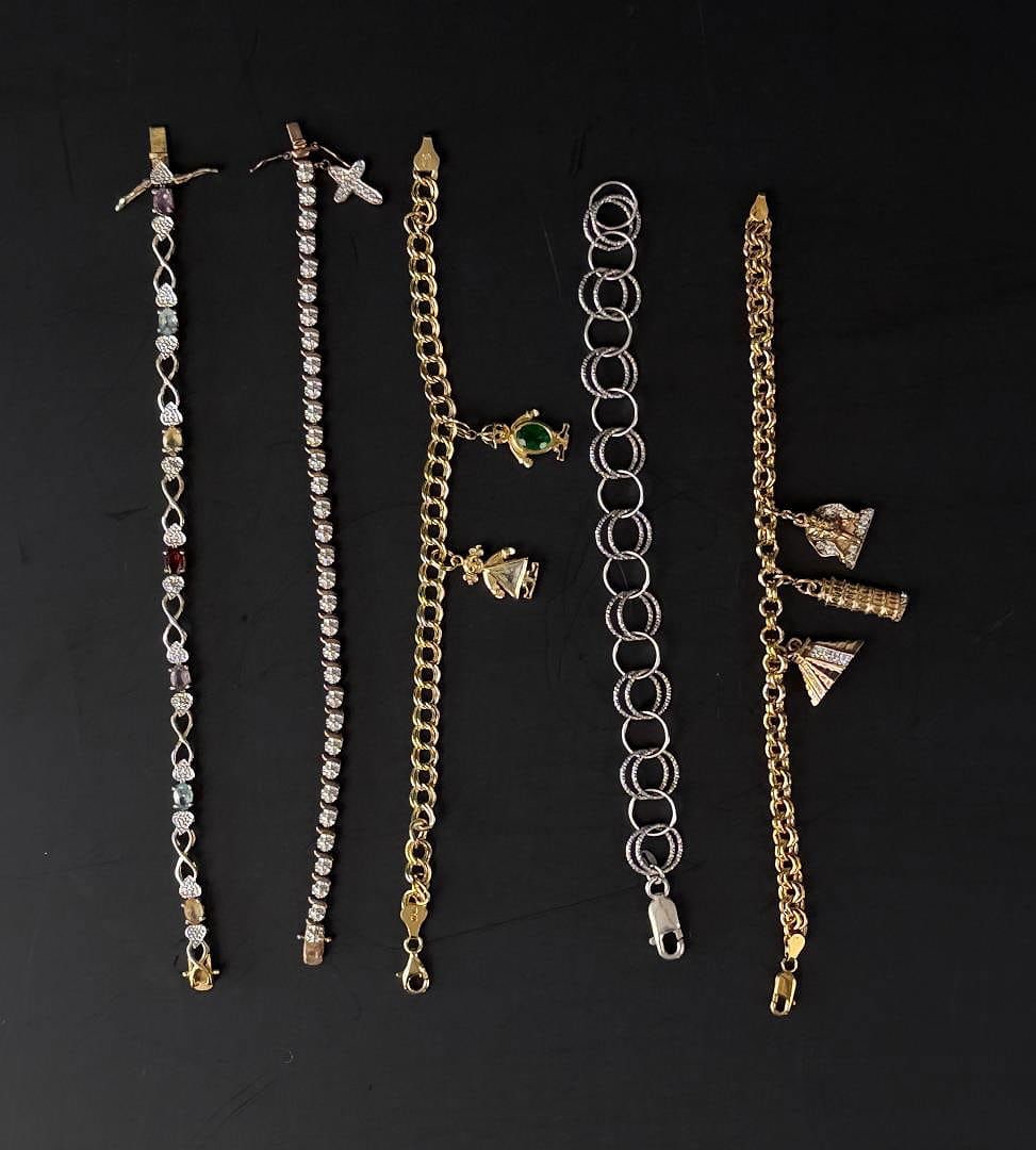 Collection of Sterling Silver Bracelets: Nice grouping. 63.09 grams total weight.