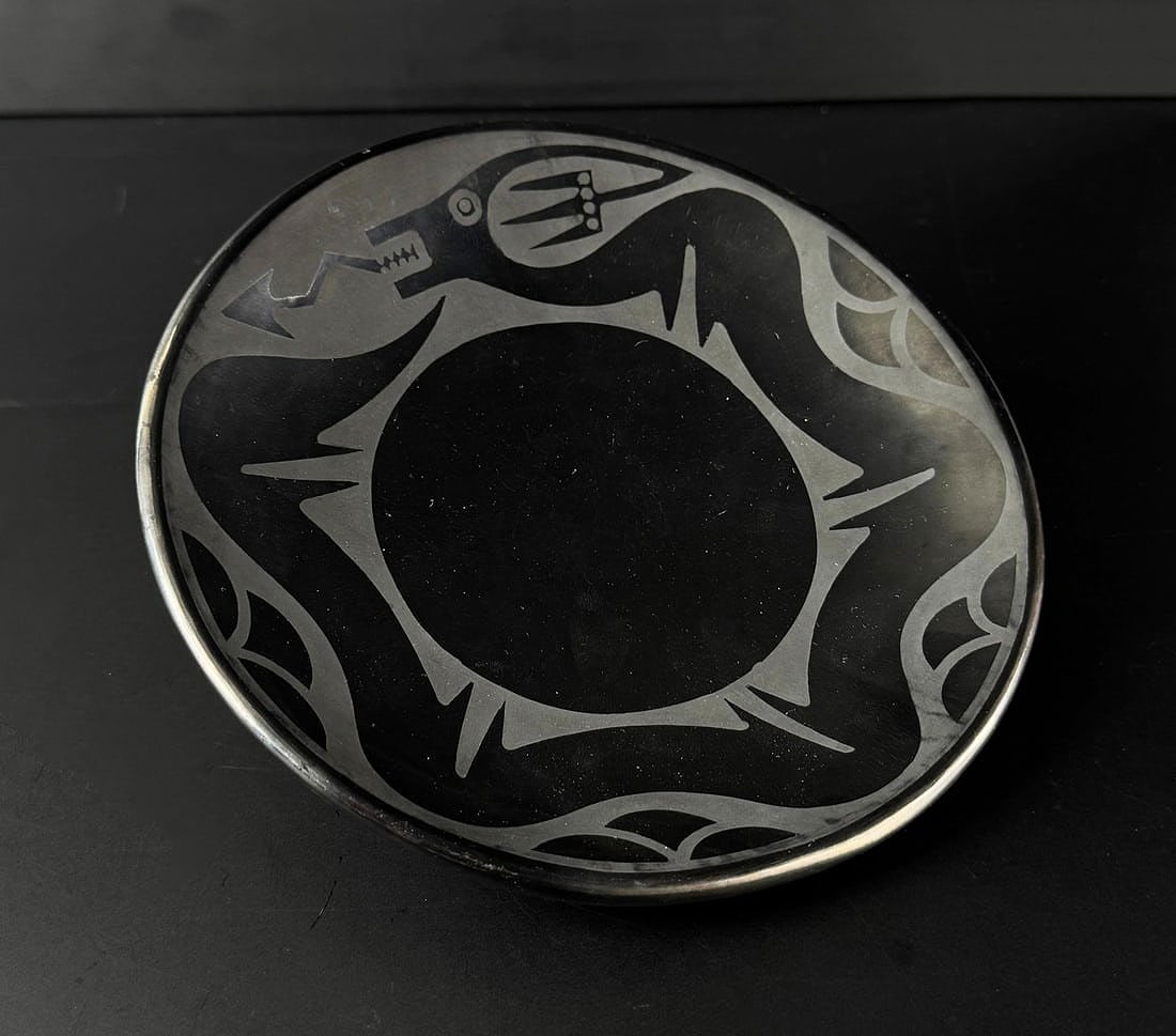 Maria Martinez & Popovi Da San Ildefonso Plate: 7" diameter, 1" tall.
