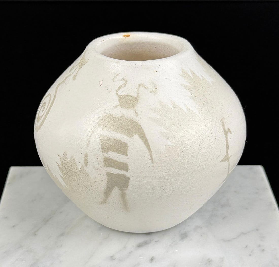 Hozoni Ancient Shadows Miniature Pot: 2 5/8" by 3" by 3"
