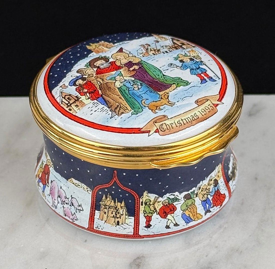 Halcyon Days Enamel Christmas 1993 Trinket Box: 1" by 5/8"