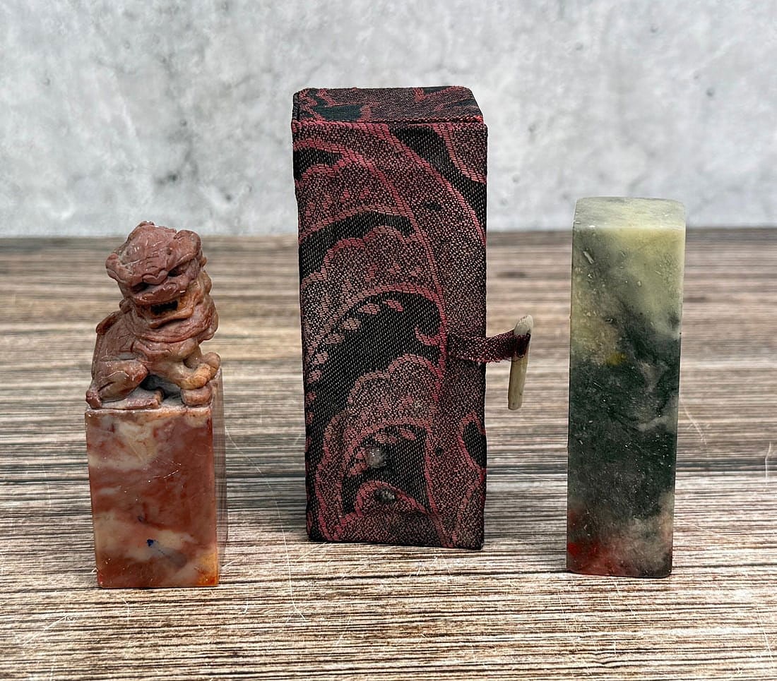Chinese Soapstone Chop Foo Dog Seal Stamps: Largest is 3" by 1". Nice grouping.