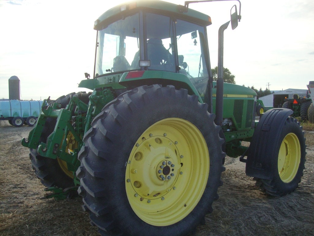 2002 JD 7810 MFWD Tractor - 4
