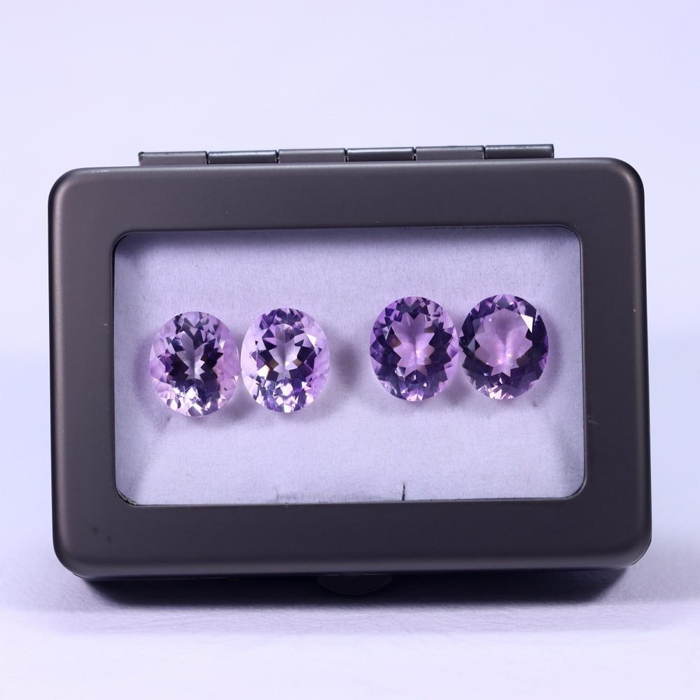 28.03Ct Amethyst Set - Polished Faceted: Ksmith Jewels Global Welcome to our auction house, today auction brought to you by Ksmith Jewels Global based in Penang, Malaysia specialize in all kinds of opal and color gemstone both in manufacturi