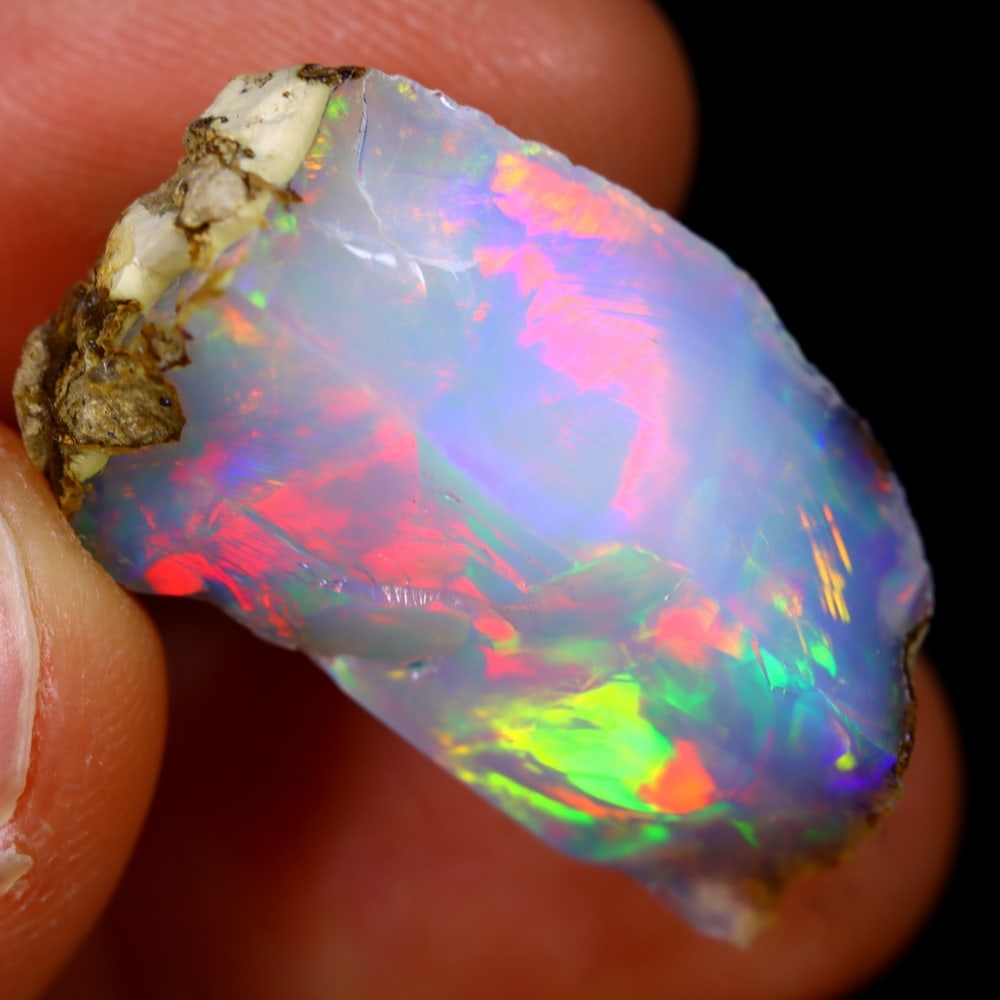 19Ct Rough Opal Specimen - Ethiopian Opal - Mineral Rough: Ksmith Jewels Global Welcome to our auction house, today auction brought to you by Ksmith Jewels Global based in Penang, Malaysia specialize in all kinds of opal and color gemstone both in manufacturi