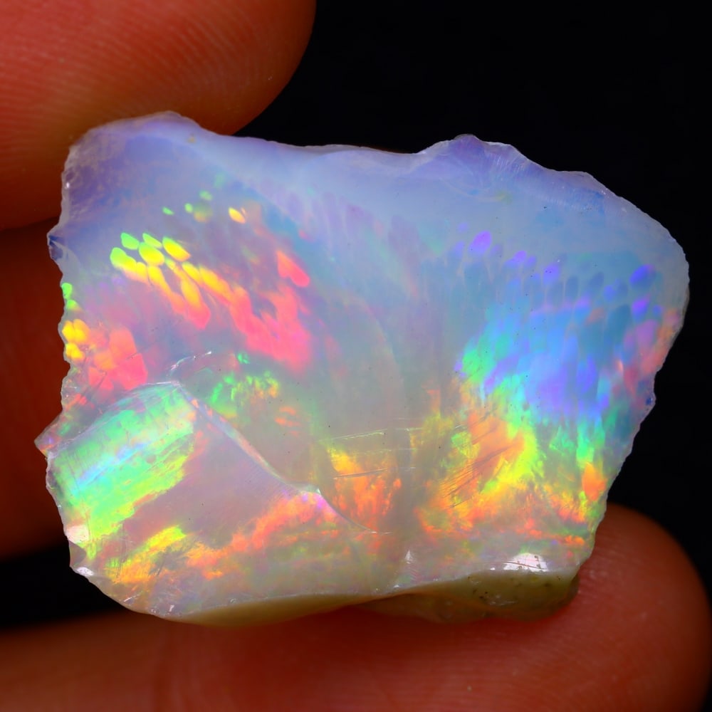 18Ct Rough Opal Specimen - Ethiopian Opal - Mineral Rough: Ksmith Jewels Global Welcome to our auction house, today auction brought to you by Ksmith Jewels Global based in Penang, Malaysia specialize in all kinds of opal and color gemstone both in manufacturi