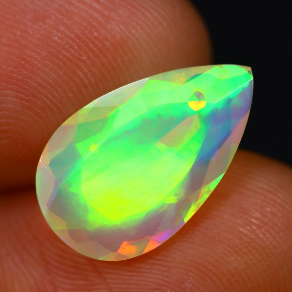 2.78Ct Welo Opal Polished - Ethiopian Opal - Pear Faceted: Ksmith Jewels Global Welcome to our auction house, today auction brought to you by Ksmith Jewels Global based in Penang, Malaysia specialize in all kinds of opal and color gemstone both in manufacturi
