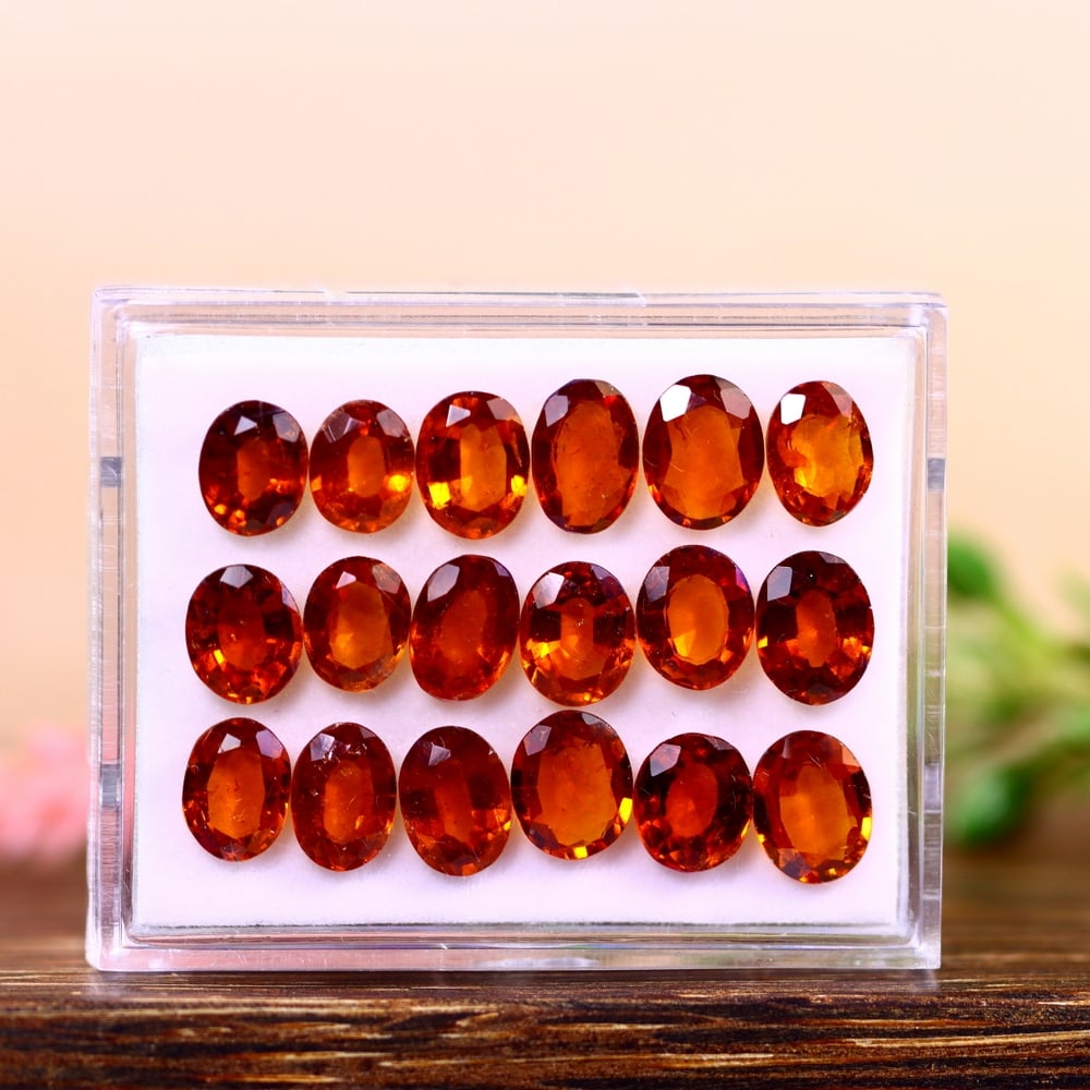 28.78Ct Spessartite Garnet Set - Polished Faceted: Ksmith Jewels Global Welcome to our auction house, today auction brought to you by Ksmith Jewels Global based in Penang, Malaysia specialize in all kinds of opal and color gemstone both in manufacturi