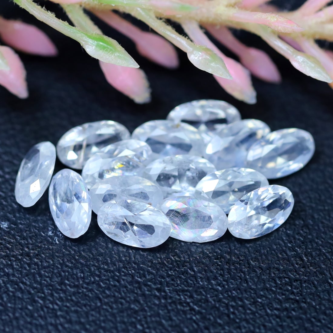 4.42Ct Natural White Topaz Gemstone - Brazil Topaz - Oval Gemstone (OT3792): Ksmith Jewels Global Welcome to our auction house, today auction brought to you by Ksmith Jewels Global based in Penang, Malaysia specialize in all kinds of opal and color gemstone both in manufacturi