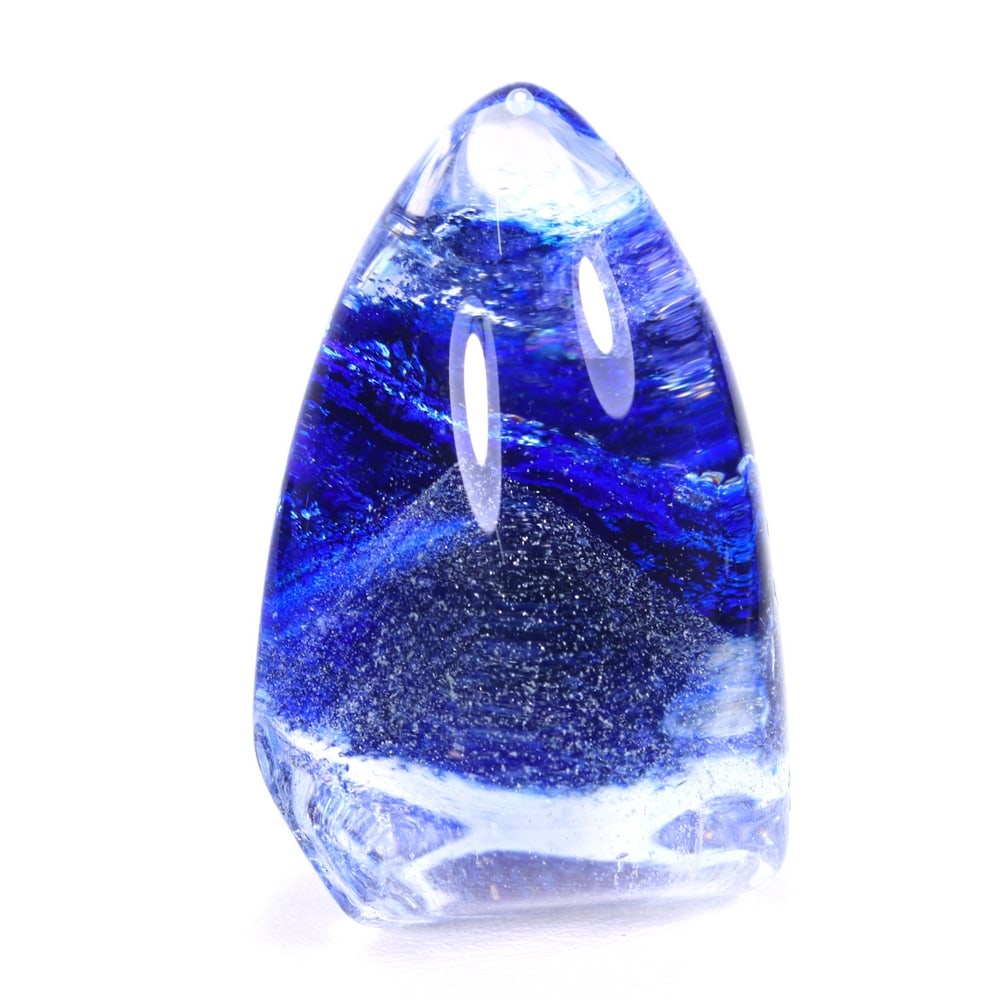 55.05Ct Lodolite Quartz Polished - Freeform Cabochon: Ksmith Jewels Global Welcome to our auction house, today auction brought to you by Ksmith Jewels Global based in Penang, Malaysia specialize in all kinds of opal and color gemstone both in manufacturi