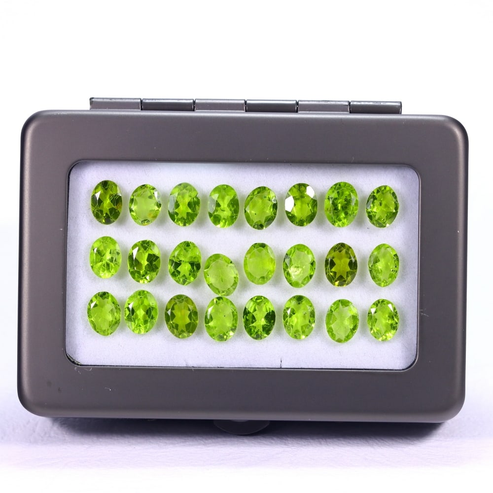 25.57Ct Group of Green Peridot - Polished Faceted: Ksmith Jewels Global Welcome to our auction house, today auction brought to you by Ksmith Jewels Global based in Penang, Malaysia specialize in all kinds of opal and color gemstone both in manufacturi