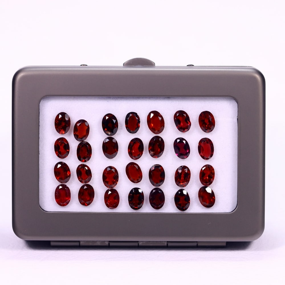 24.54Ct Group of Rhodolite Garnet - Polished Faceted: Ksmith Jewels Global Welcome to our auction house, today auction brought to you by Ksmith Jewels Global based in Penang, Malaysia specialize in all kinds of opal and color gemstone both in manufacturi