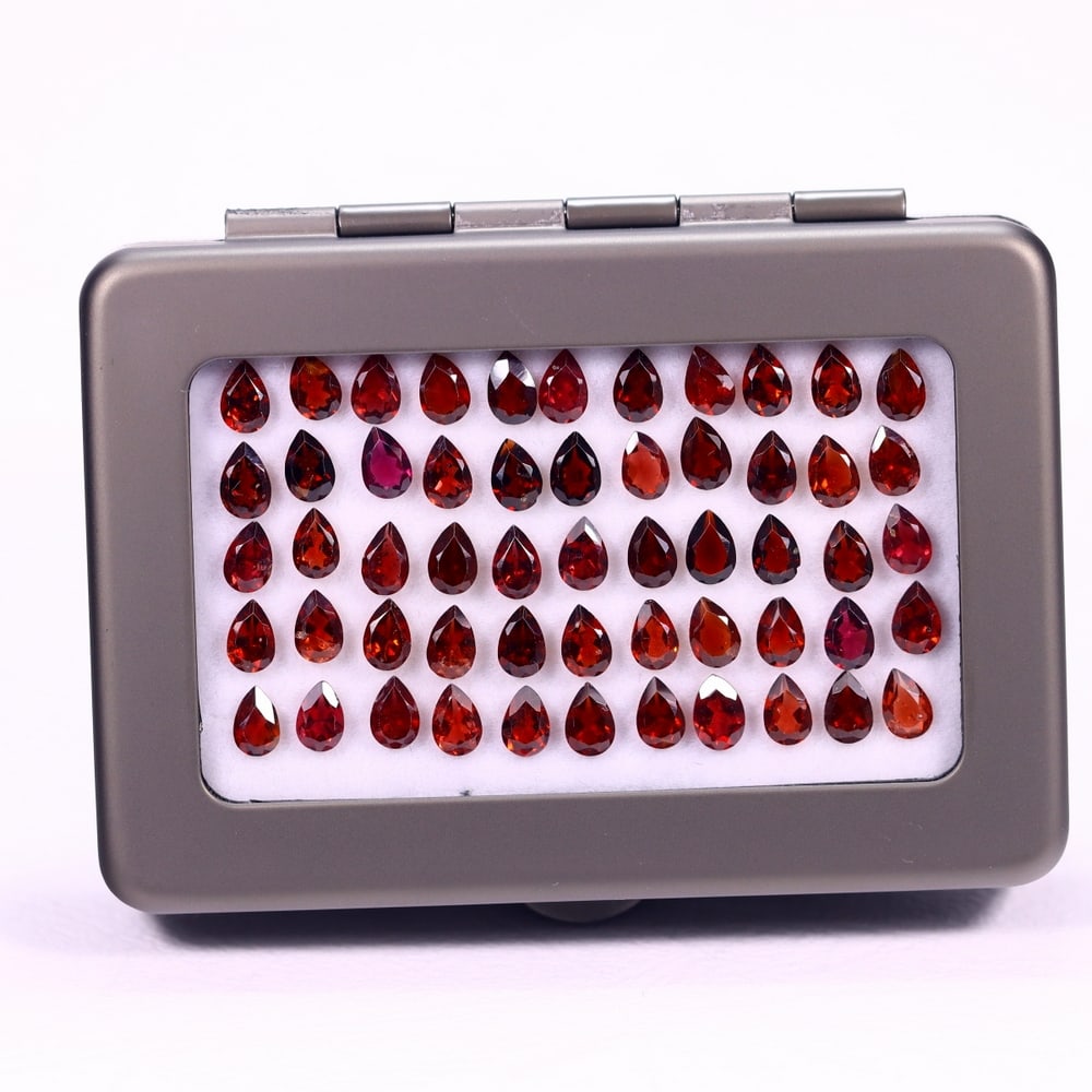 25.98Ct Group of Rhodolite Garnet - Polished Faceted: Ksmith Jewels Global Welcome to our auction house, today auction brought to you by Ksmith Jewels Global based in Penang, Malaysia specialize in all kinds of opal and color gemstone both in manufacturi