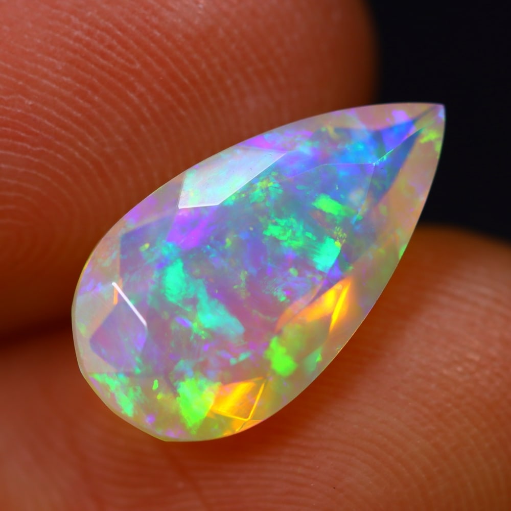 2.44Ct Welo Opal Polished - Ethiopian Opal - Pear Faceted: Ksmith Jewels Global Welcome to our auction house, today auction brought to you by Ksmith Jewels Global based in Penang, Malaysia specialize in all kinds of opal and color gemstone both in manufacturi
