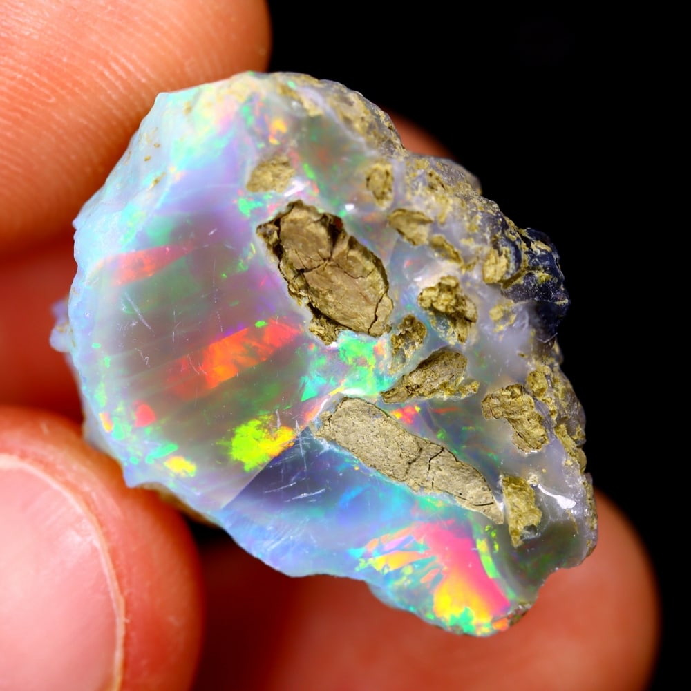 26Ct Rough Opal Specimen - Ethiopian Opal - Mineral Rough: Ksmith Jewels Global Welcome to our auction house, today auction brought to you by Ksmith Jewels Global based in Penang, Malaysia specialize in all kinds of opal and color gemstone both in manufacturi
