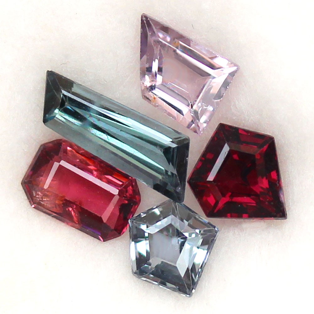 1.92Ct Natural 5PCS.AAA++COLOR SPINEL MOGOK NATURAL GEMSTONE FANCY CUT (OT5738): Ksmith Jewels Global Welcome to our auction house, today auction brought to you by Ksmith Jewels Global based in Penang, Malaysia specialize in all kinds of opal and color gemstone both in manufacturi