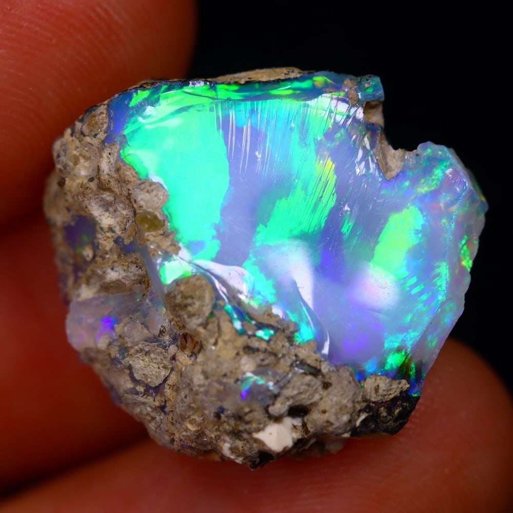 15Ct Rough Opal Specimen - Ethiopian Opal - Mineral Rough: Ksmith Jewels Global Welcome to our auction house, today auction brought to you by Ksmith Jewels Global based in Penang, Malaysia specialize in all kinds of opal and color gemstone both in manufacturi