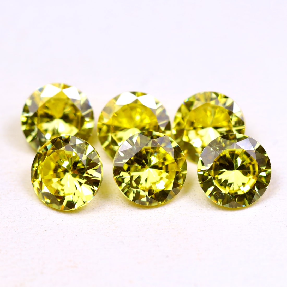 7.92Ct Natural Round Cut Yellow Zircon Lot (OT4888): Ksmith Jewels Global Welcome to our auction house, today auction brought to you by Ksmith Jewels Global based in Penang, Malaysia specialize in all kinds of opal and color gemstone both in manufacturi