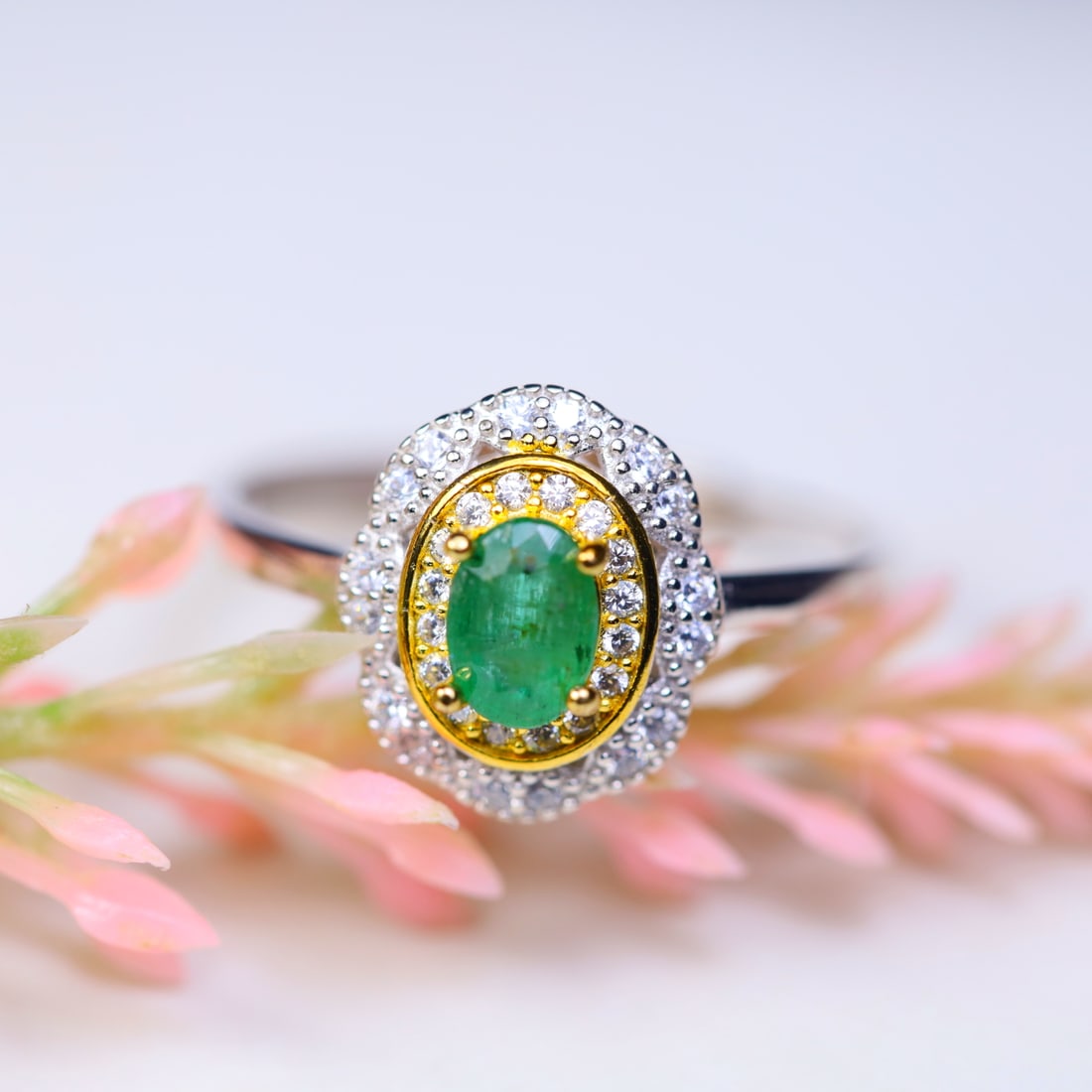 Total Weight of 9.89Ct Natural Unheated Emerald & Cubic Zirconia Ring 925 Sterling Silver (OT6596) (1 of 2)