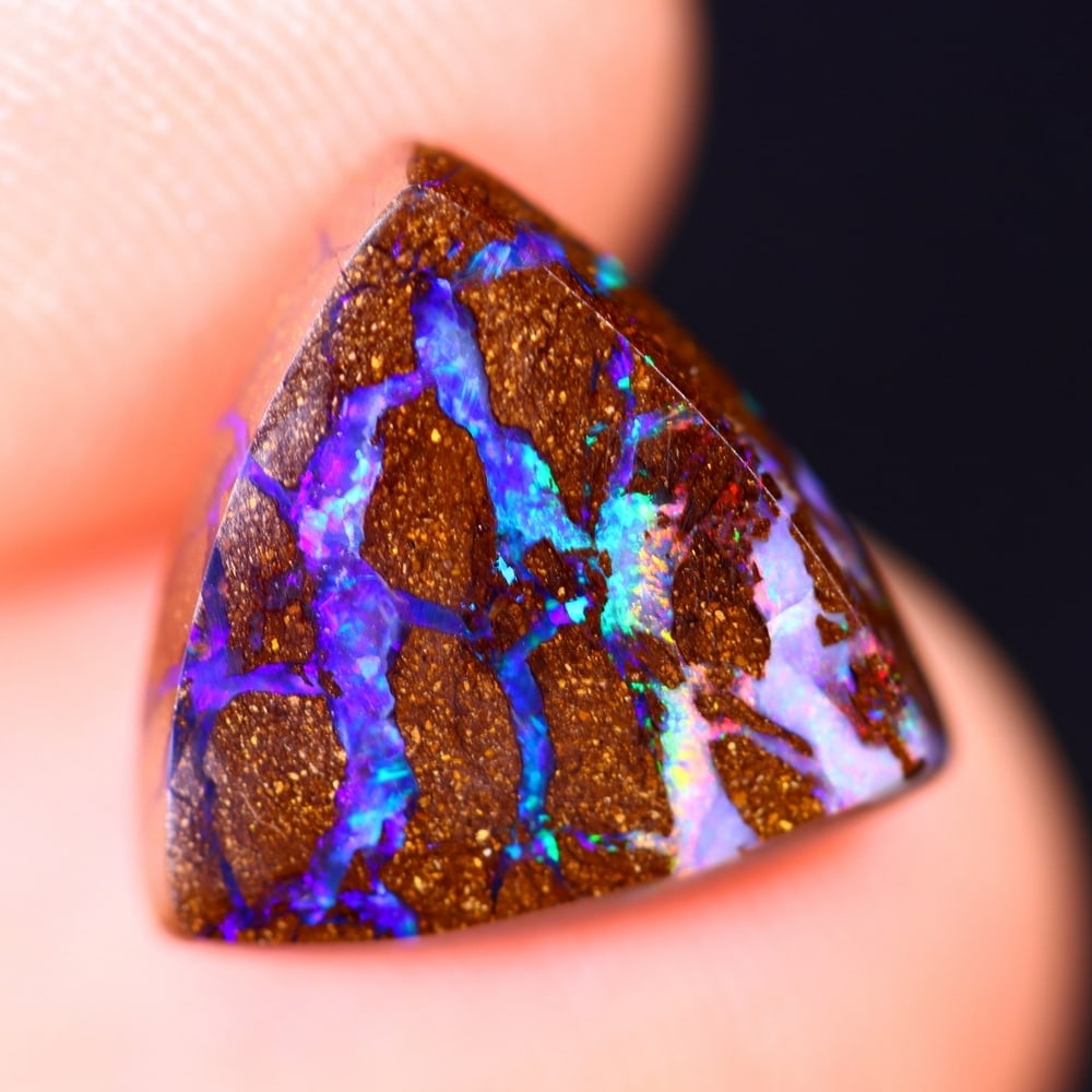 4.26Ct Koroit Boulder Opal Polished - Australian Opal - Triangle Cabochon: Ksmith Jewels Global Welcome to our auction house, today auction brought to you by Ksmith Jewels Global based in Penang, Malaysia specialize in all kinds of opal and color gemstone both in manufacturi