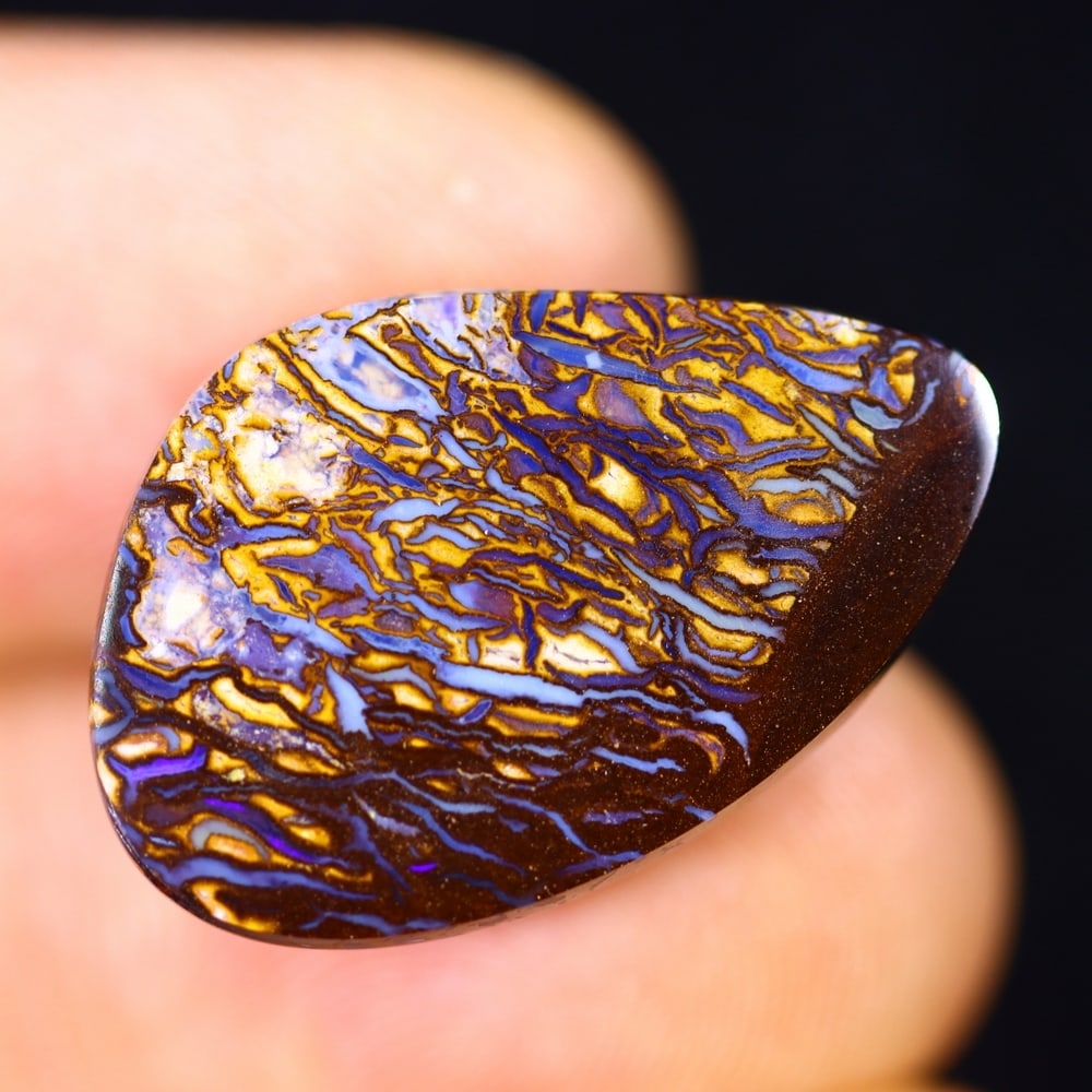 14.21Ct Koroit Boulder Opal Polished - Australian Opal: Ksmith Jewels Global Welcome to our auction house, today auction brought to you by Ksmith Jewels Global based in Penang, Malaysia specialize in all kinds of opal and color gemstone both in manufacturi