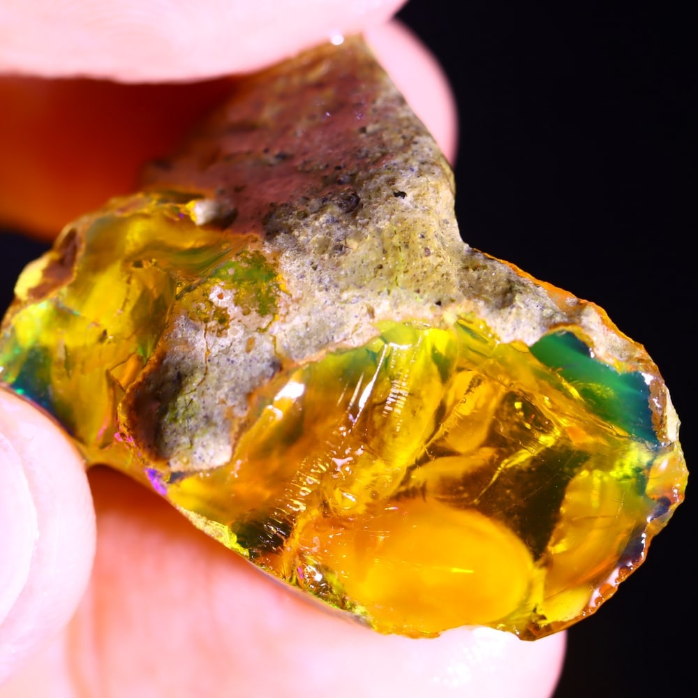 40Ct Crystal Opal Specimen - Ethiopian Opal - Crystal Raw Rough: Ksmith Jewels Global Welcome to our auction house, today auction brought to you by Ksmith Jewels Global based in Penang, Malaysia specialize in all kinds of opal and color gemstone both in manufacturi