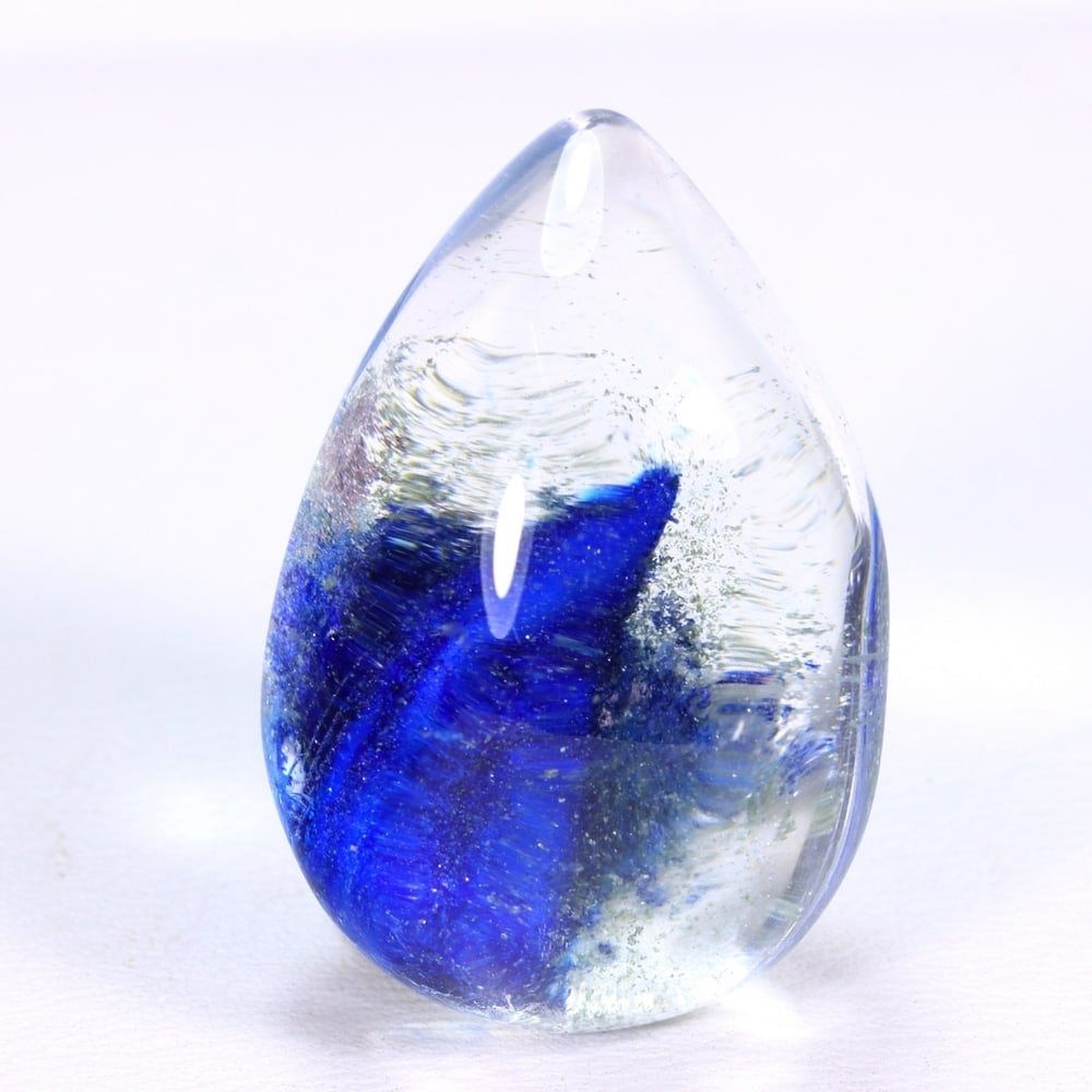 40.15Ct Lodolite Quartz Polished - Pear Cabochon: Ksmith Jewels Global Welcome to our auction house, today auction brought to you by Ksmith Jewels Global based in Penang, Malaysia specialize in all kinds of opal and color gemstone both in manufacturi