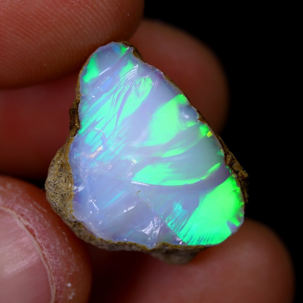 15Ct Rough Opal Specimen - Ethiopian Opal - Mineral Rough: Ksmith Jewels Global Welcome to our auction house, today auction brought to you by Ksmith Jewels Global based in Penang, Malaysia specialize in all kinds of opal and color gemstone both in manufacturi