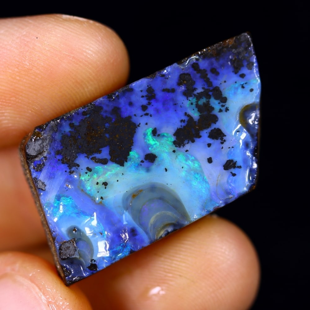 30Ct Winton Boulder Rough Opal - Australian Opal - Freeform Rough: Ksmith Jewels Global Welcome to our auction house, today auction brought to you by Ksmith Jewels Global based in Penang, Malaysia specialize in all kinds of opal and color gemstone both in manufacturi