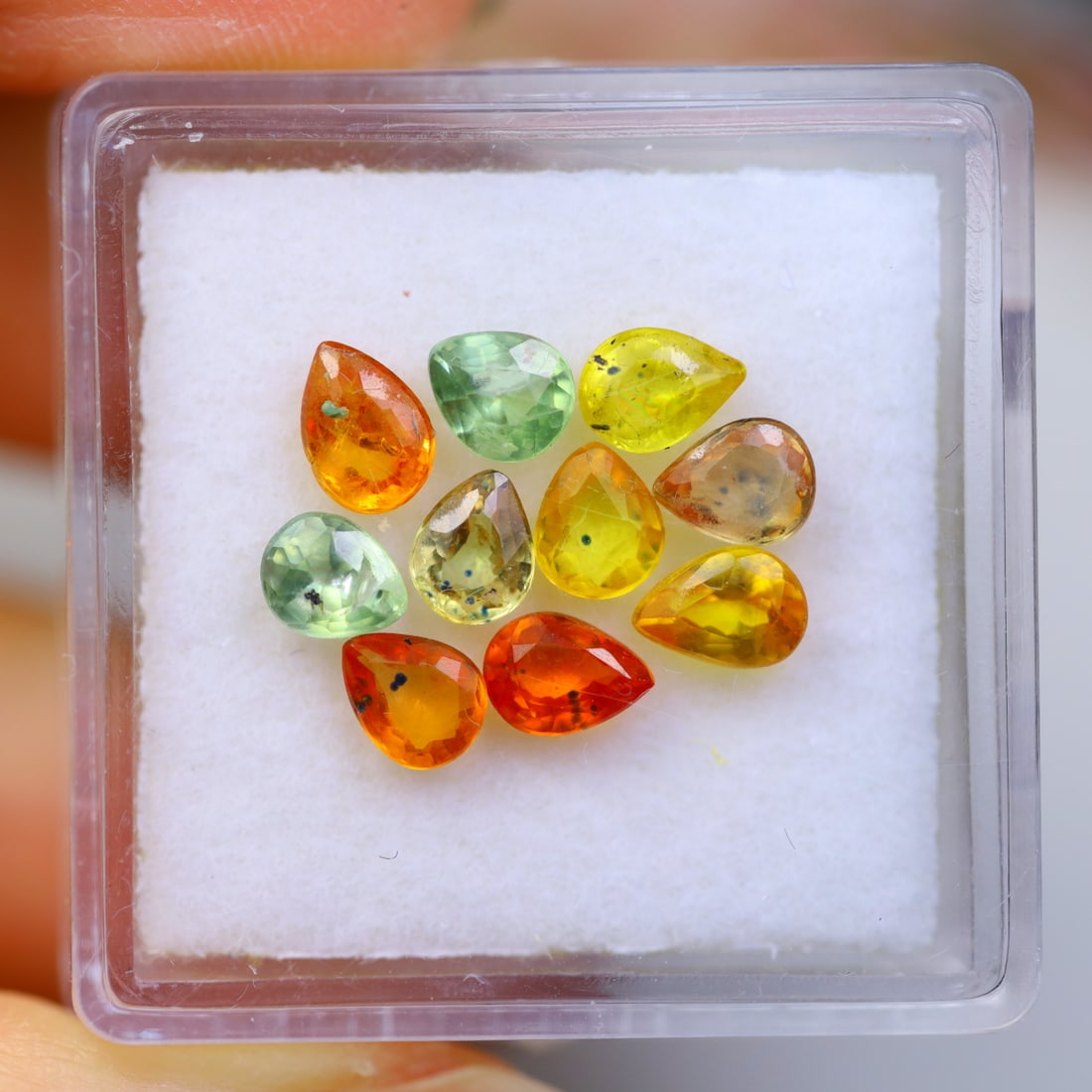 3.20Ct Natural Multi Color Sapphire Lot (OT6648): Ksmith Jewels Global Welcome to our auction house, today auction brought to you by Ksmith Jewels Global based in Penang, Malaysia specialize in all kinds of opal and color gemstone both in manufacturi