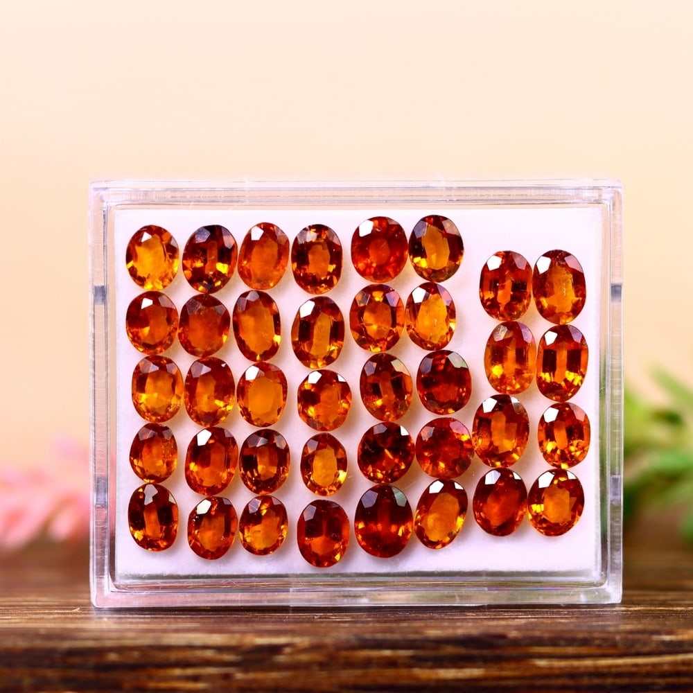 28.05Ct Spessartite Garnet Set - Polished Faceted: Ksmith Jewels Global Welcome to our auction house, today auction brought to you by Ksmith Jewels Global based in Penang, Malaysia specialize in all kinds of opal and color gemstone both in manufacturi