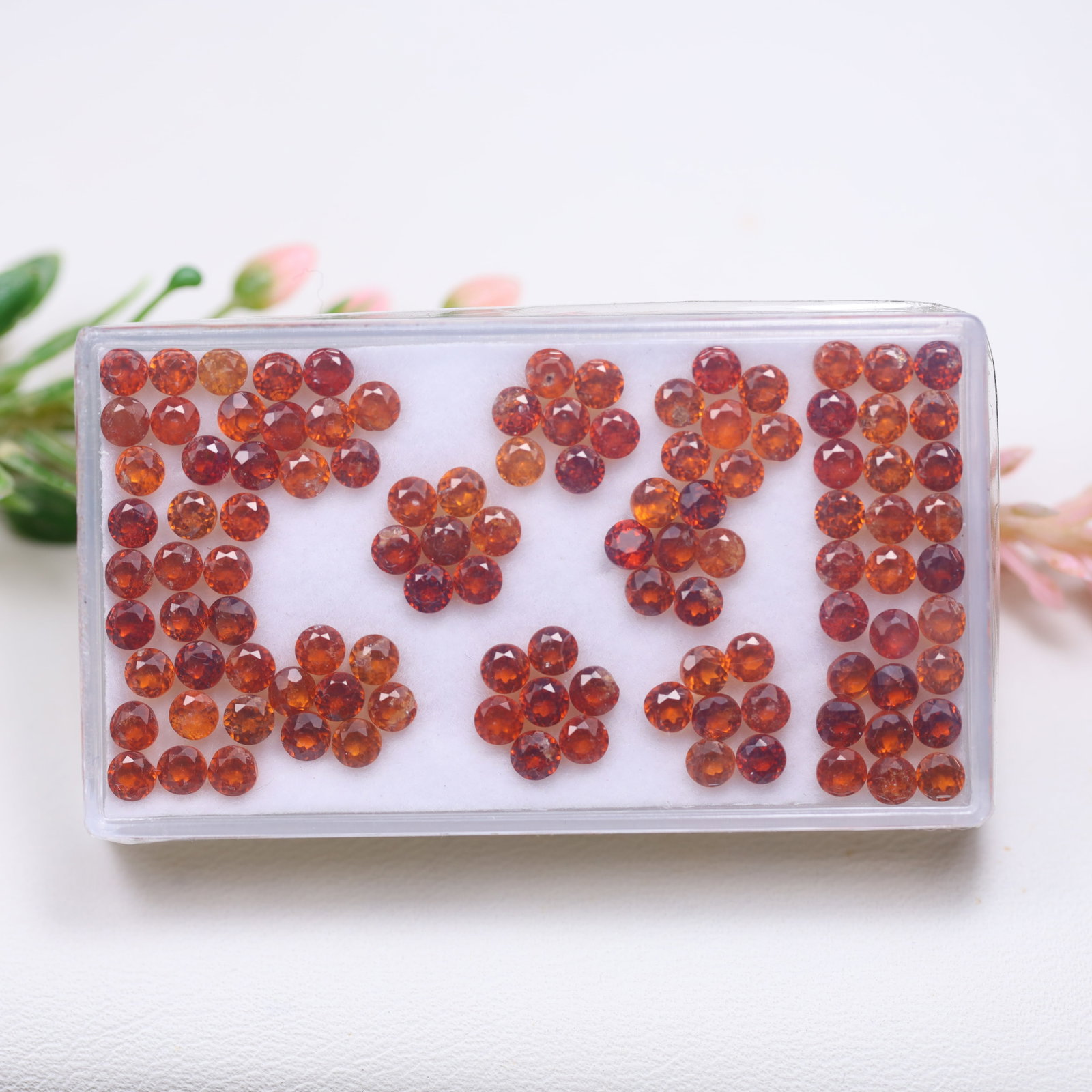 WHOLESALE 112 Pcs 17CTS Natural Hessonite Garnet 3mm Round Cut Sparkling Orange Loose Gemstones WITH: Ksmith Jewels Global Welcome to our auction house, today auction brought to you by Ksmith Jewels Global based in Penang, Malaysia specialize in all kinds of opal and color gemstone both in manufacturi